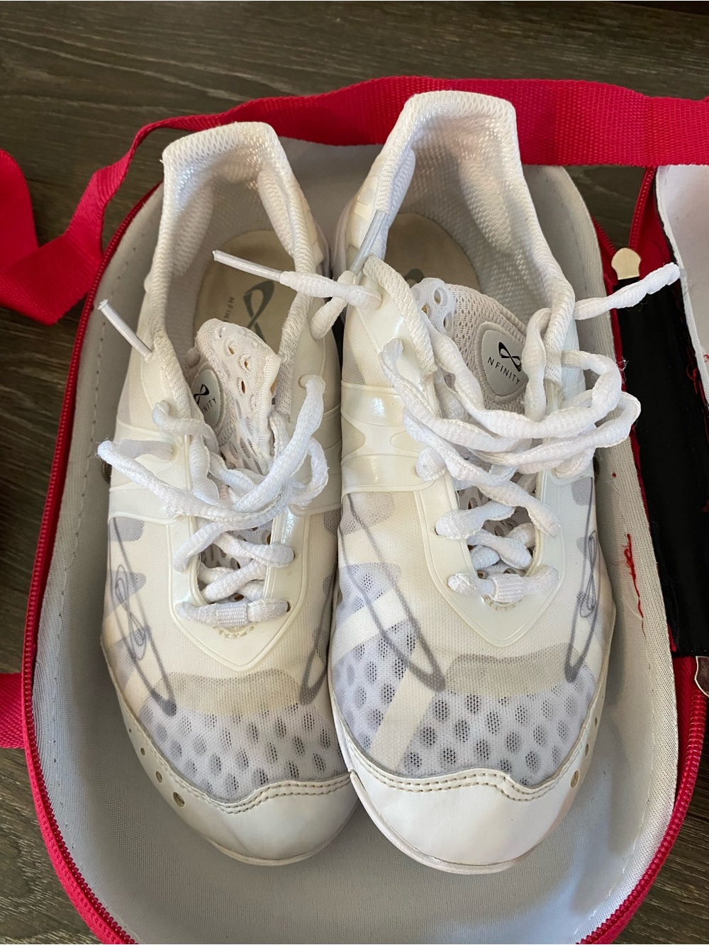 NFINITY cheer shoes 7.5 with case